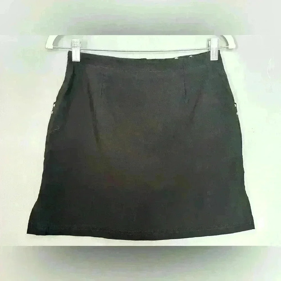 Jamie Sadock Sporty Utility Style Nylon Skort (384) - Picture 6 of 13